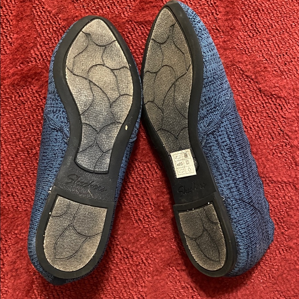 Skechers Women’s Navy Knit Slip-On Flats - Picture 3 of 4